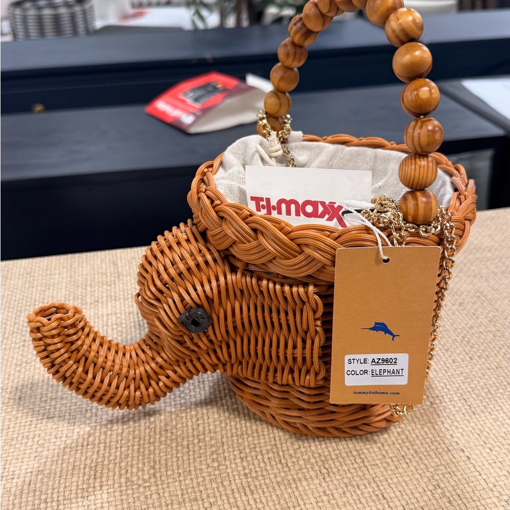 Tommy Bahama Elephant Wicker Basket Bag Wood Bead Handle Gold Chain New